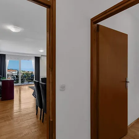 Urban Apartment Makarska Exterior photo